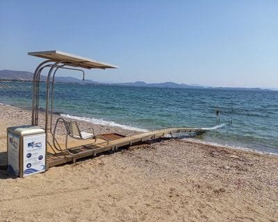 paralia nea makris (1)